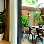 Shanghai Hills & Zinn City Bnb Near Line13 Mid Huaihai Rd & Changle Rd