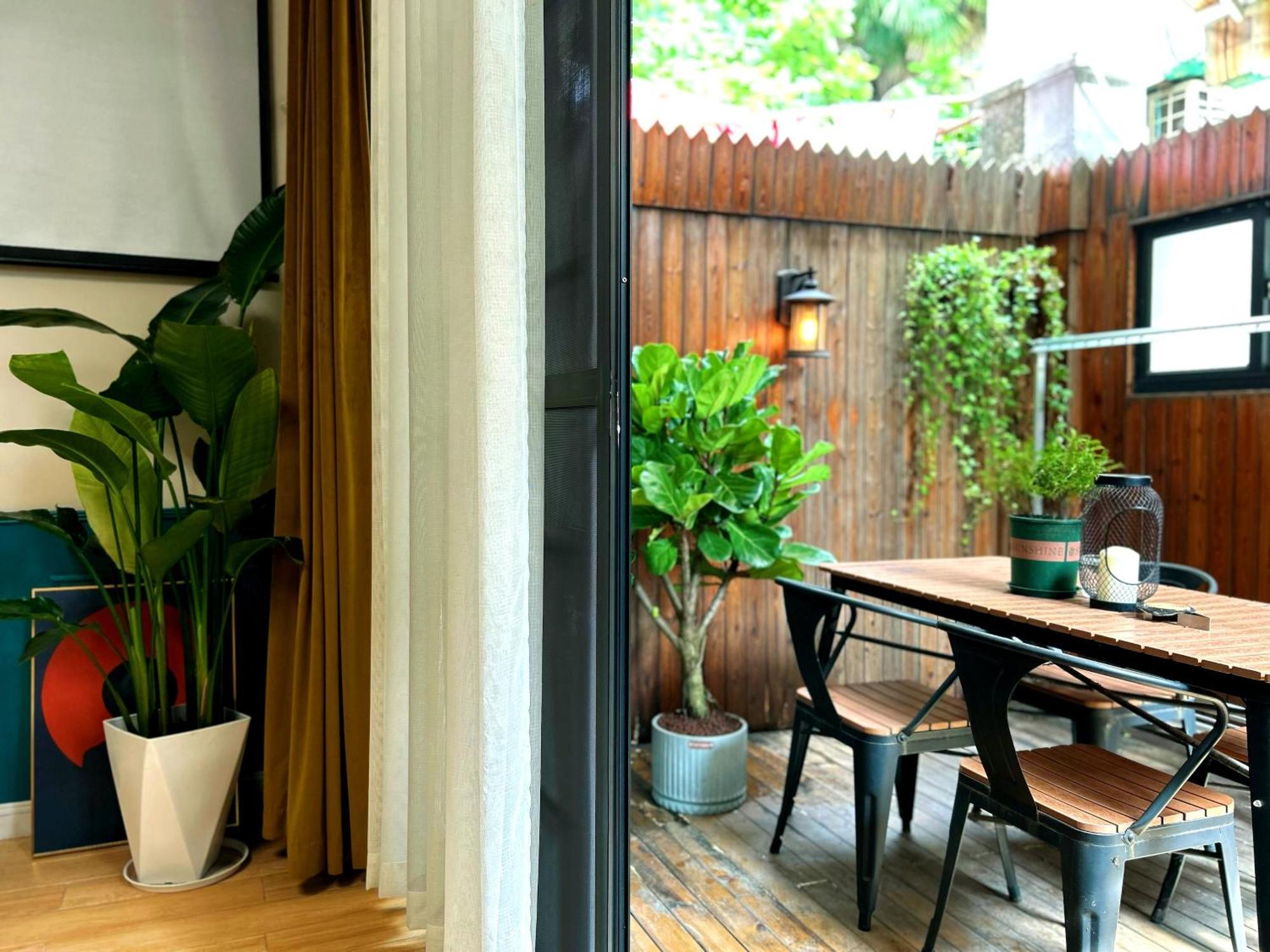 Apartemen Hills & Zinn Near Line13 Mid Huaihai Rd & Changle Rd